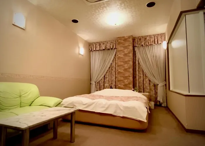 ホテル 嵯峨野 (大人専用)